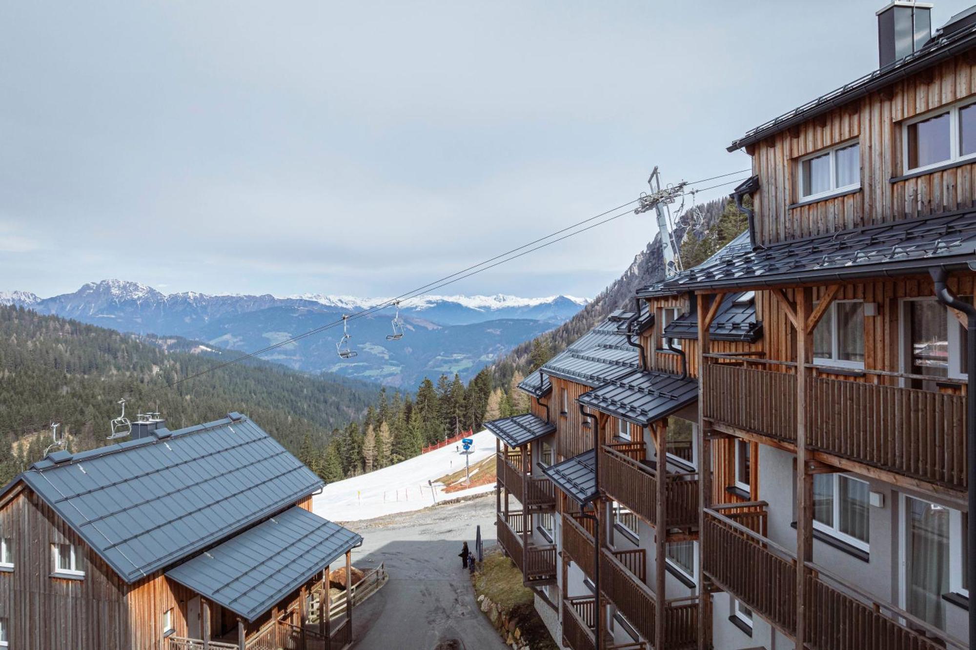 Almresort Gartnerkofel Nassfeld By Alps